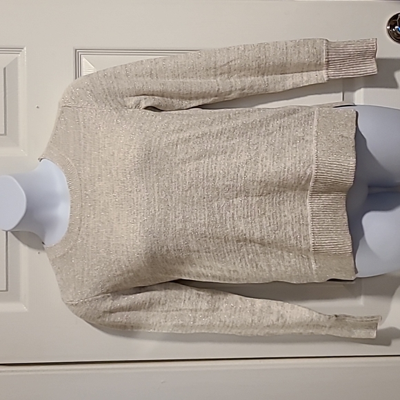 LOFT Sweaters - NWT, Loft, long sleeve, soft, swearer. Size M
